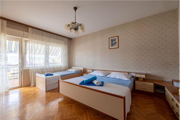 Apartment A1, for 6 persons
