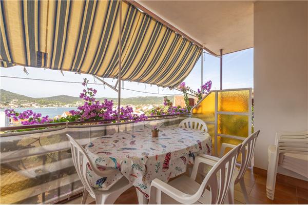 Apartment A1, for 6 persons