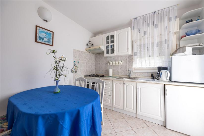 Apartment A1, for 6 persons