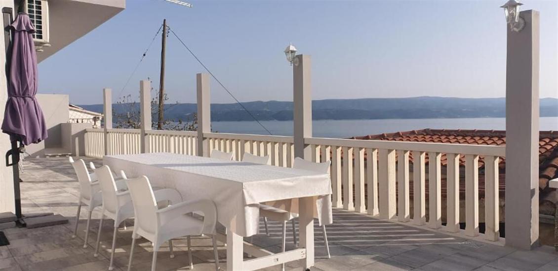 Apartment A1, for 6 persons