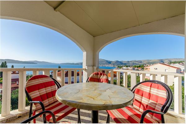 Apartment A8, for 2 persons