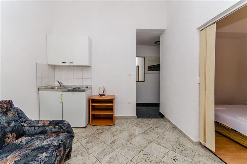 Apartment A8, for 2 persons