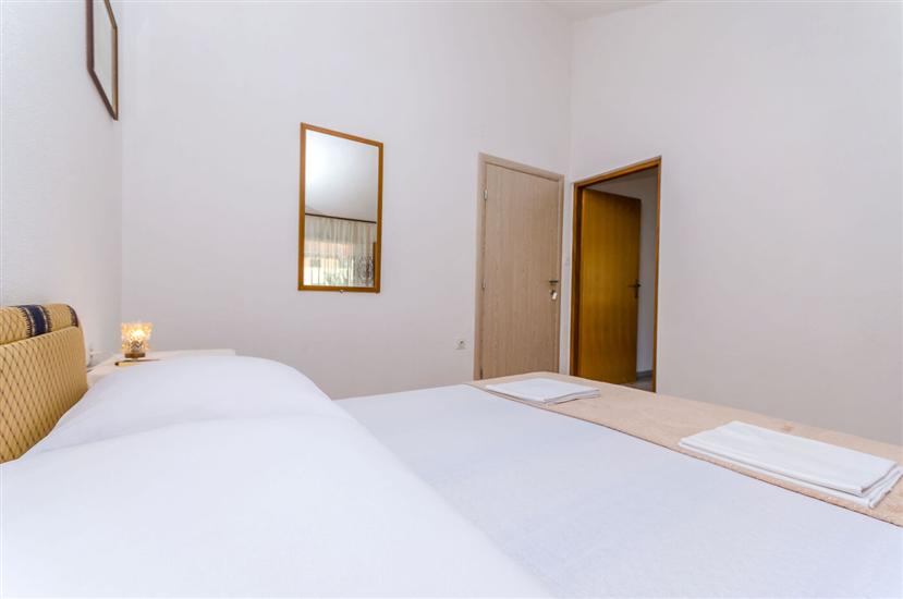 Apartment A9, for 3 persons