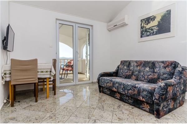 Apartment A8, for 2 persons