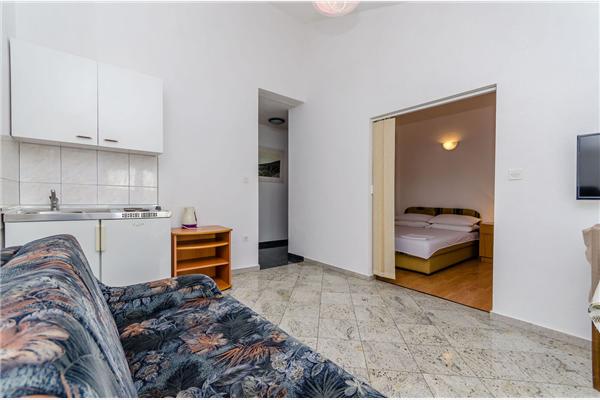 Apartment A8, for 2 persons