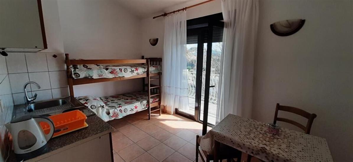 Apartment A5, for 3 persons