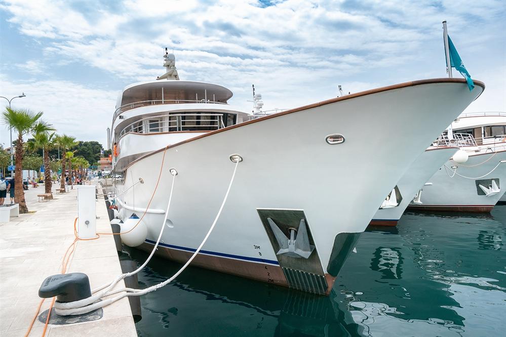 Adriatic-Sky-bow