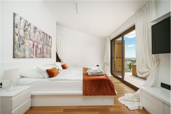 House K1, for 10 persons