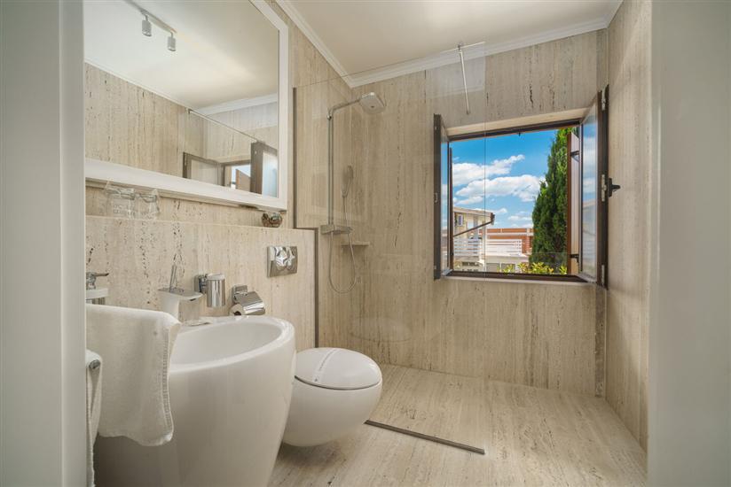 House K1, for 10 persons