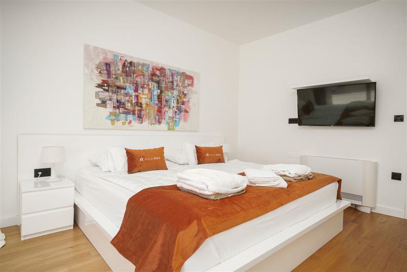 House K1, for 10 persons