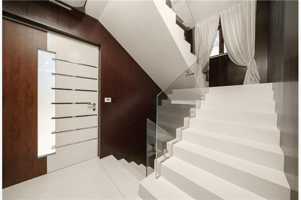 House K1, for 10 persons