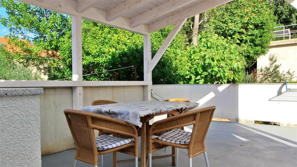 Apartment A2, for 3 persons