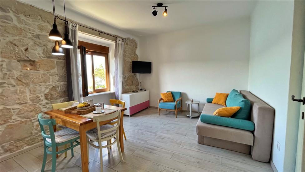 Apartment A2, for 3 persons