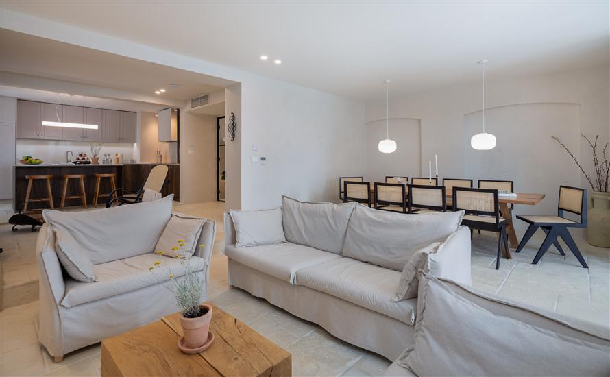 House K1, for 10 persons