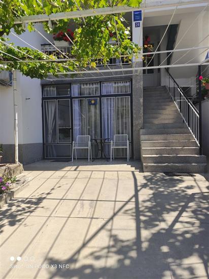 Apartment A1, for 9 persons