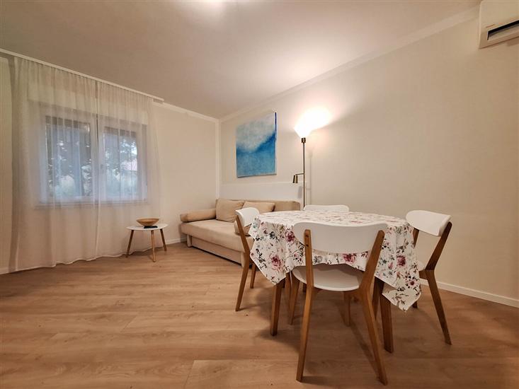 Apartment A1, for 5 persons