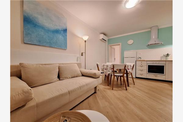 Apartment A1, for 5 persons