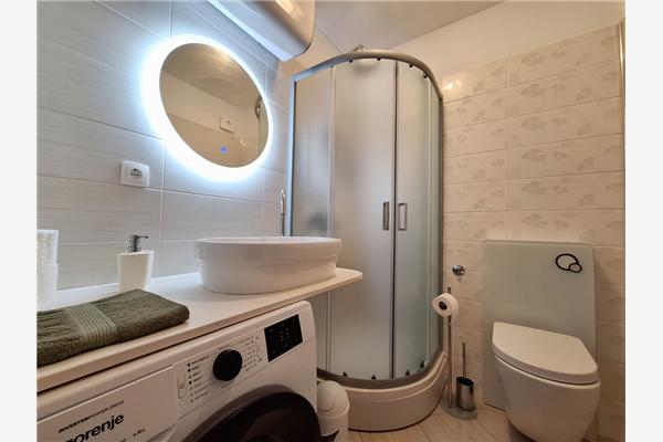 Apartment A1, for 5 persons