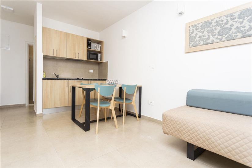 Apartment A4, for 3 persons