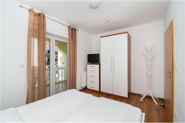 Apartment A2, for 4 persons
