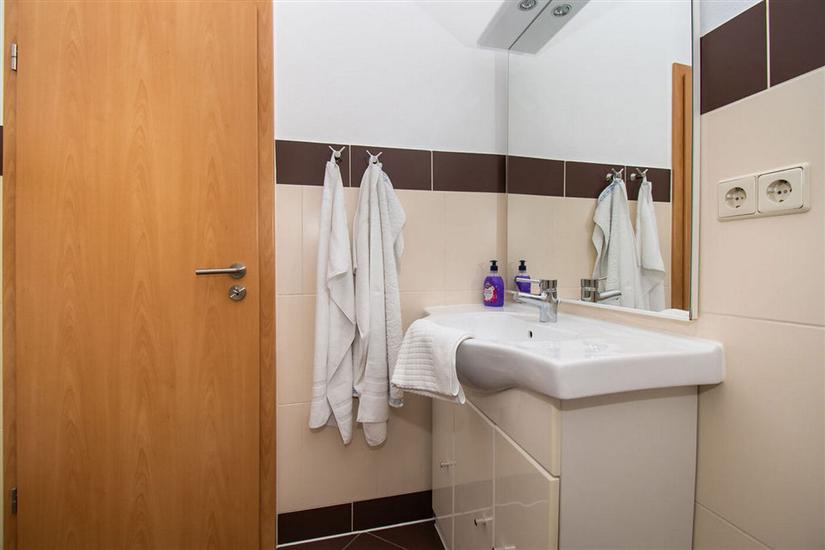 Apartment A3, for 5 persons