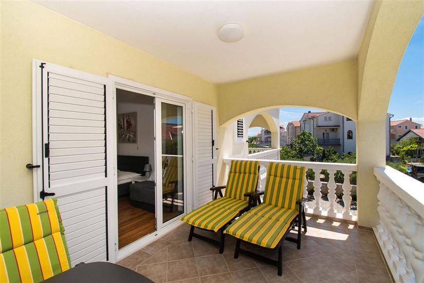 Apartment A3, for 5 persons