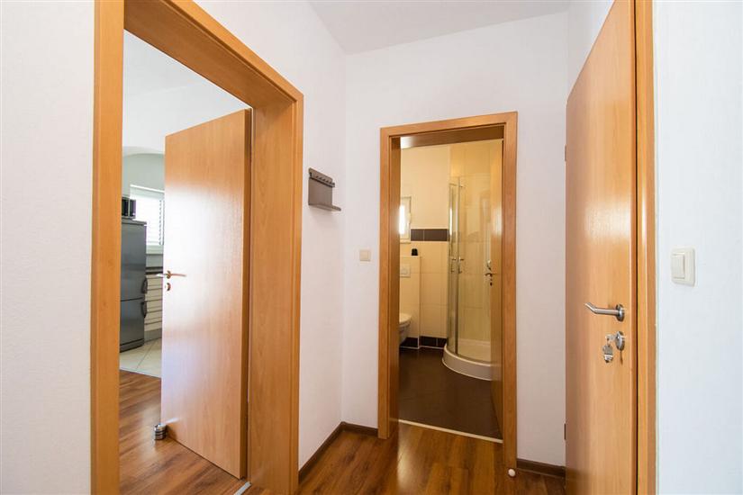 Apartment A3, for 5 persons