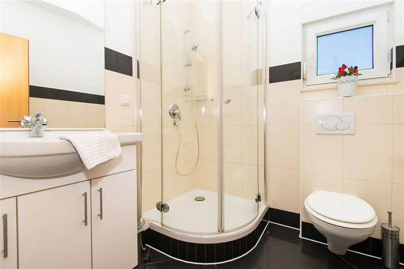 Apartment A4, for 3 persons