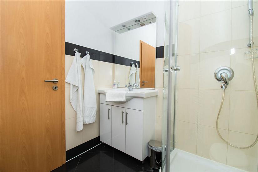 Apartment A4, for 3 persons