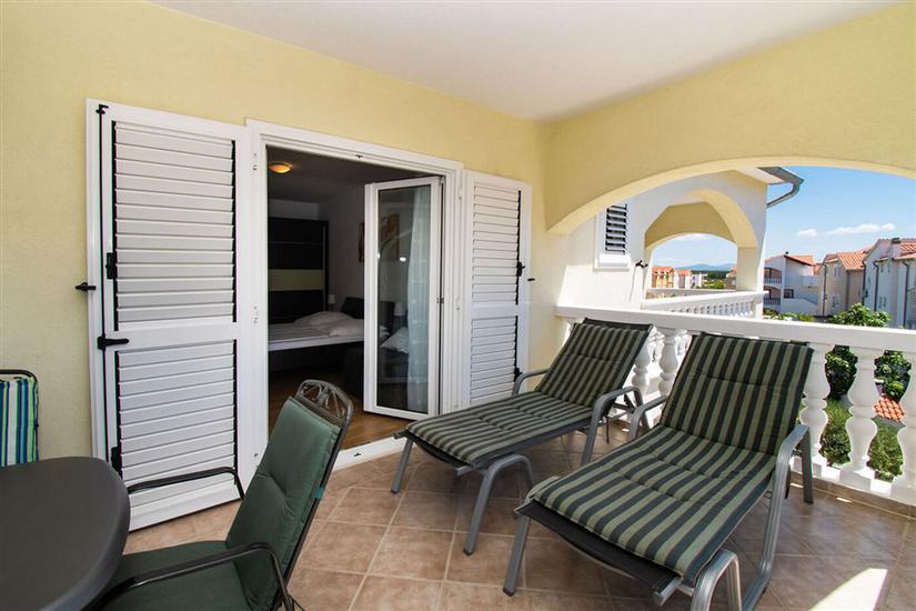 Apartment A6, for 5 persons