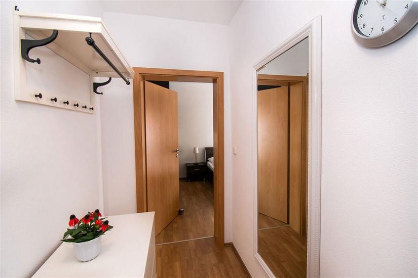 Apartment A6, for 5 persons