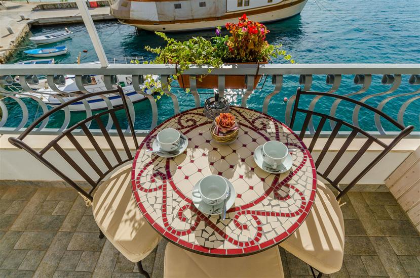 Apartment A1, for 4 persons