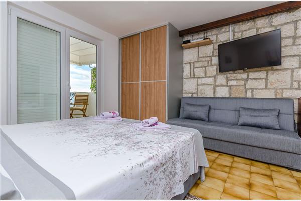 Apartment A2, for 3 persons