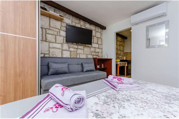 Apartment A2, for 3 persons