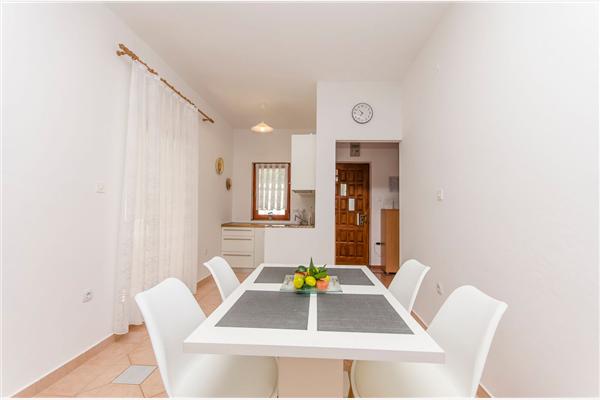 Apartment A1, for 4 persons