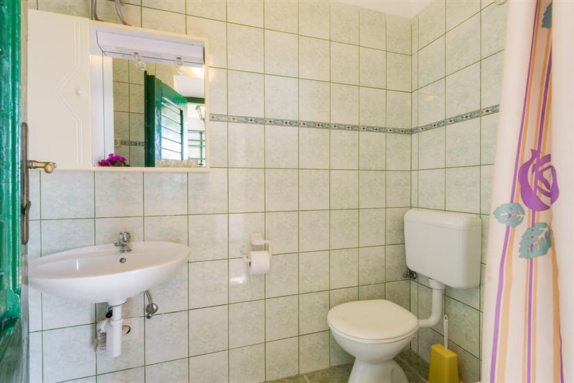 Apartment A6, for 4 persons