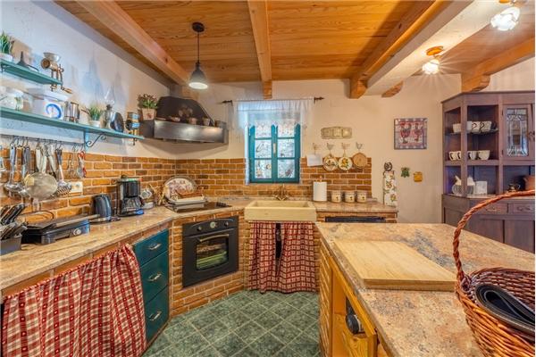 House K1, for 14 persons