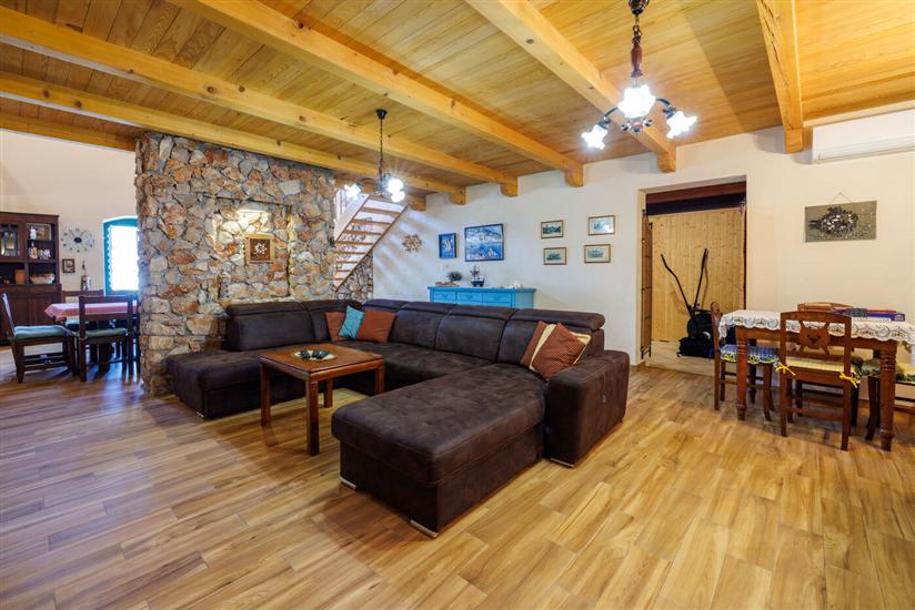 House K1, for 14 persons