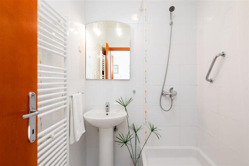 Apartment A2, for 3 persons