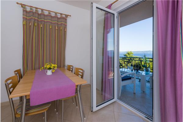 Apartment A7, for 4 persons