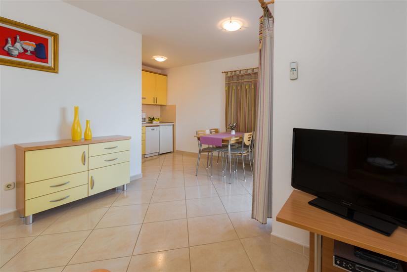 Apartment A7, for 4 persons