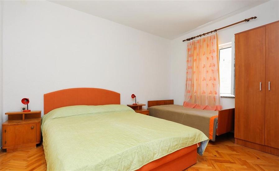 Apartment A3, for 5 persons