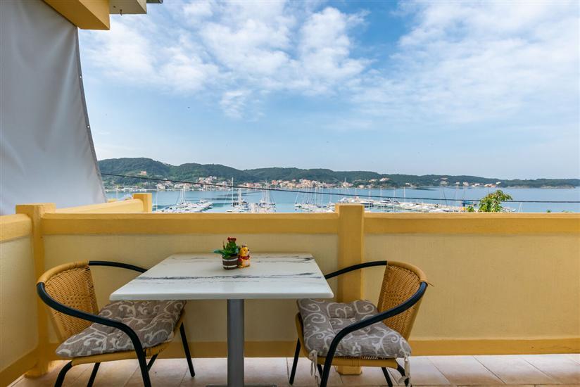 Apartment A3, for 4 persons