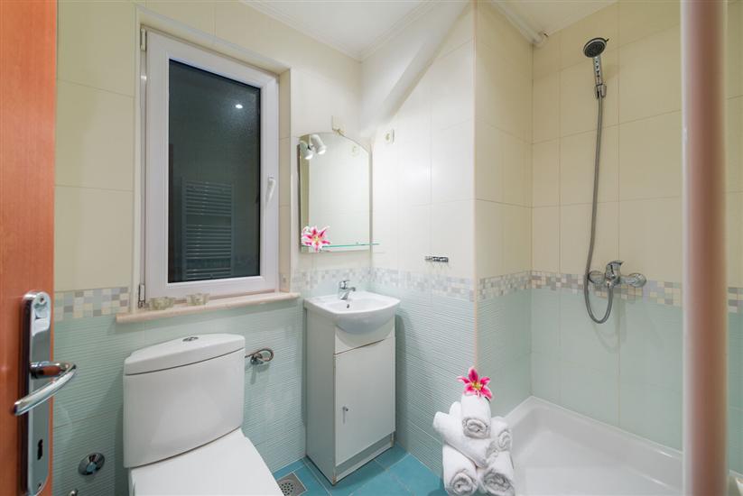 Apartment A9, for 4 persons