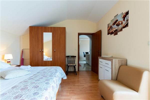 Apartment A4, for 4 persons