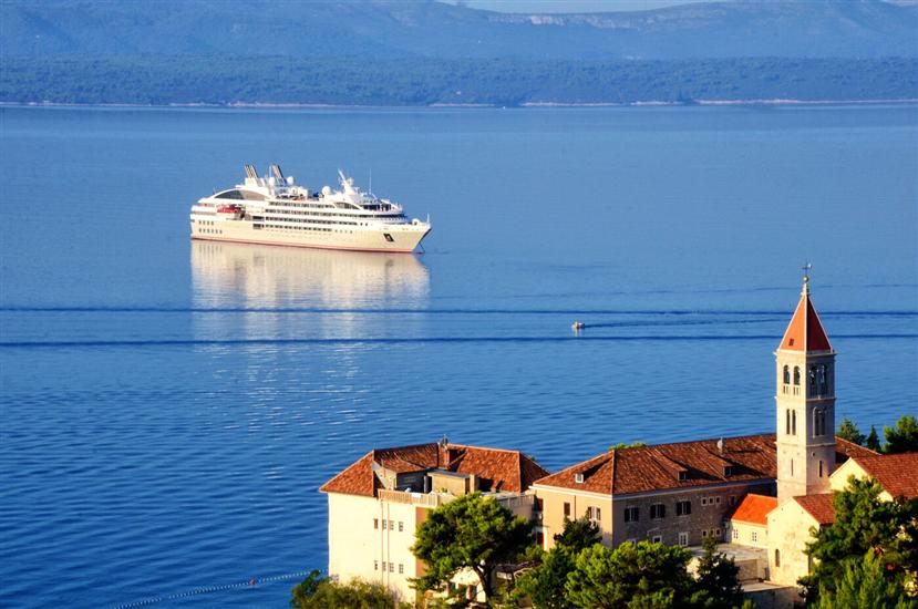 Apartments Eastern Paradise