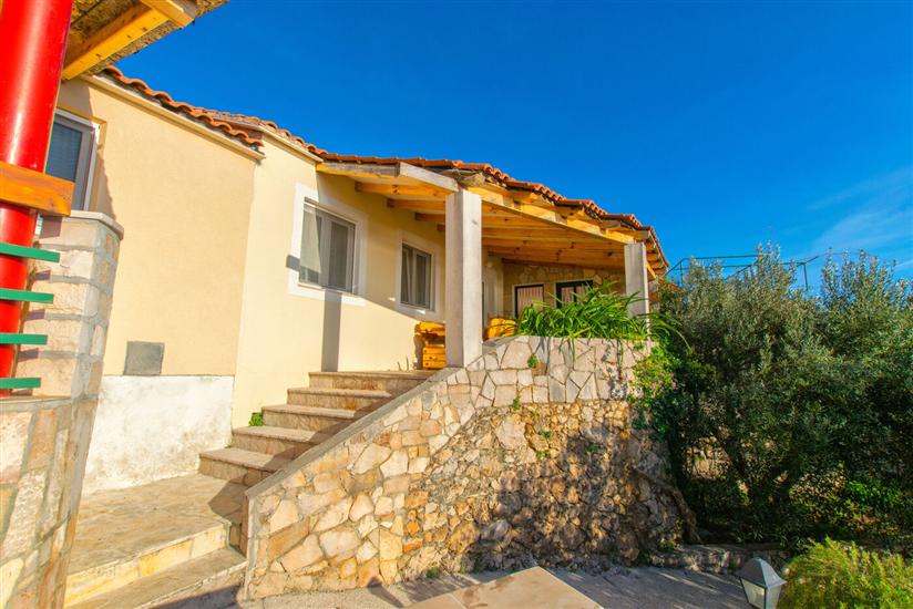 Apartments Eastern Paradise