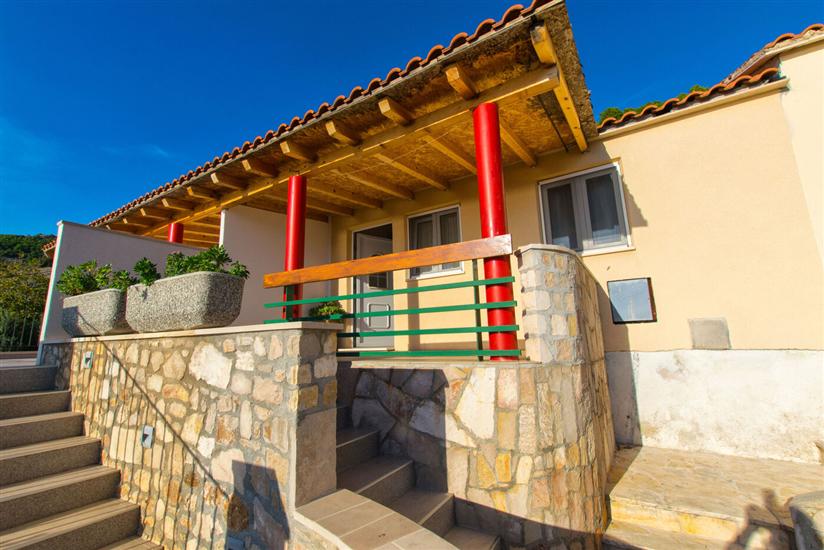 Apartments Eastern Paradise