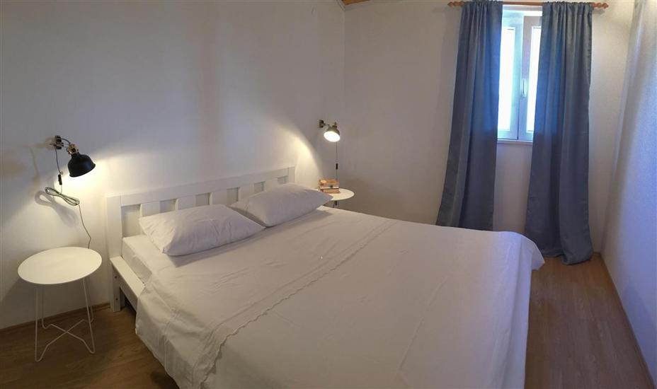 Apartment A2, for 3 persons