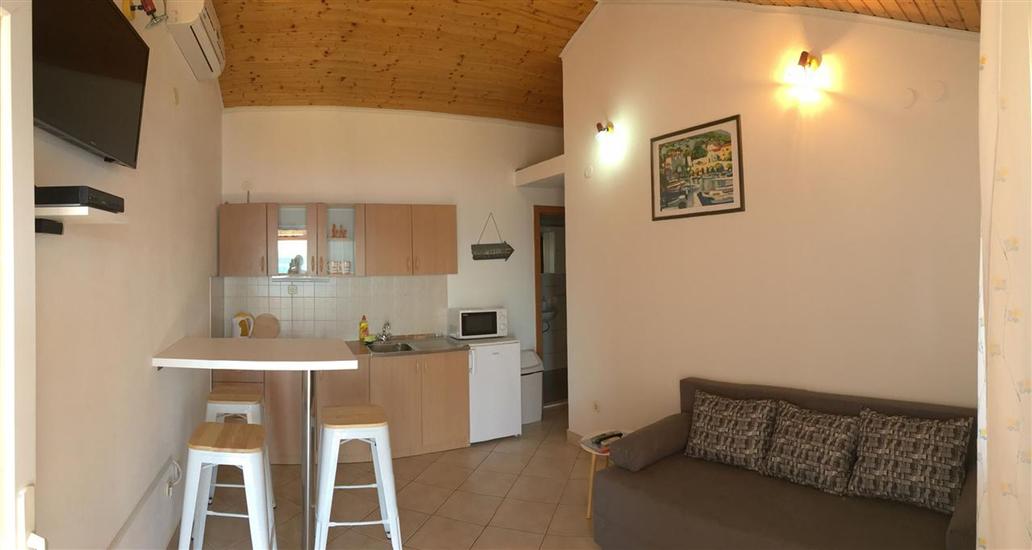 Apartment A2, for 3 persons